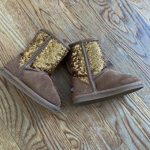 Sparkly sequence boot